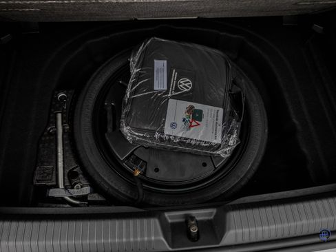 Used 2024 Volkswagen GTI SE image 47