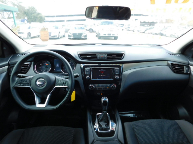 Used 2019 Nissan Rogue Sport S FWD image 12