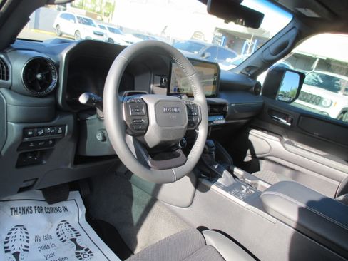 Used 2024 Toyota Land Cruiser UNAVAIL AWD/4WD image 12