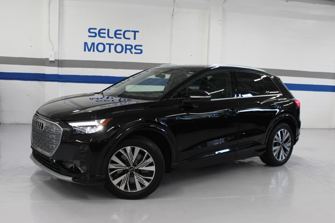 Used 2023 Audi Q4 e-tron Premium RWD image 1