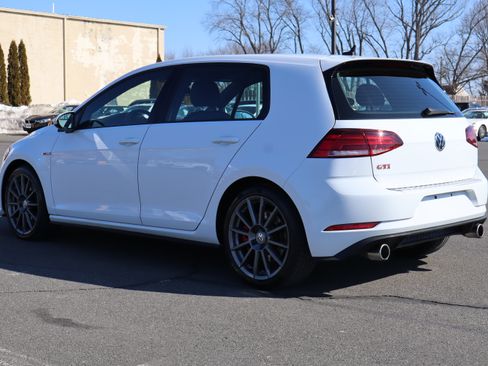 Used 2019 Volkswagen GTI SE image 6