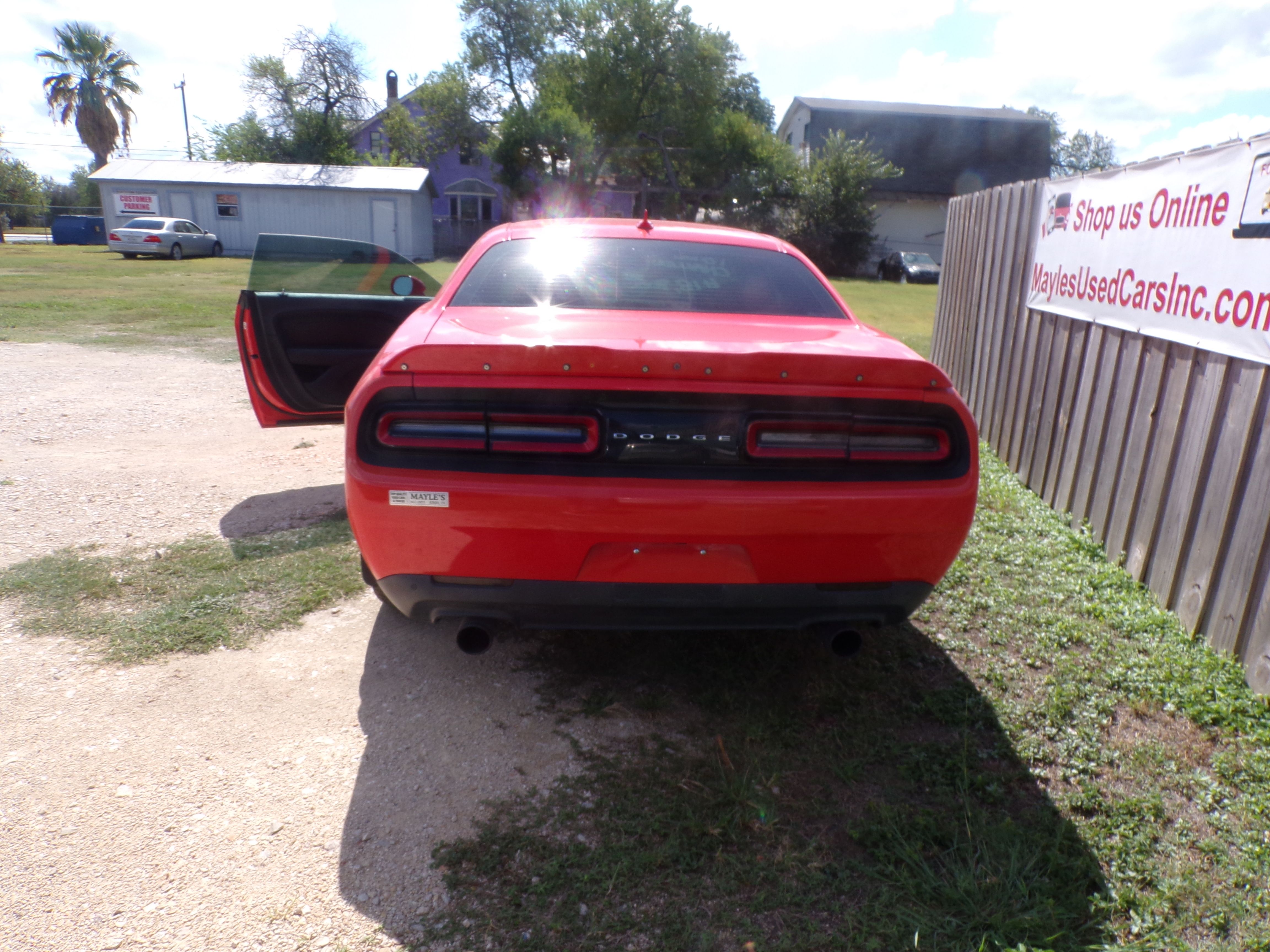 Used 2016 Dodge Challenger SXT RWD image 13