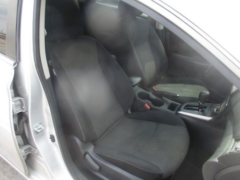 Used 2019 Nissan Sentra S image 10