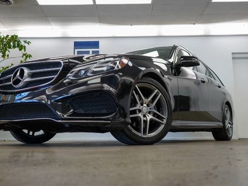 Used 2016 Mercedes-Benz E 350 image 25