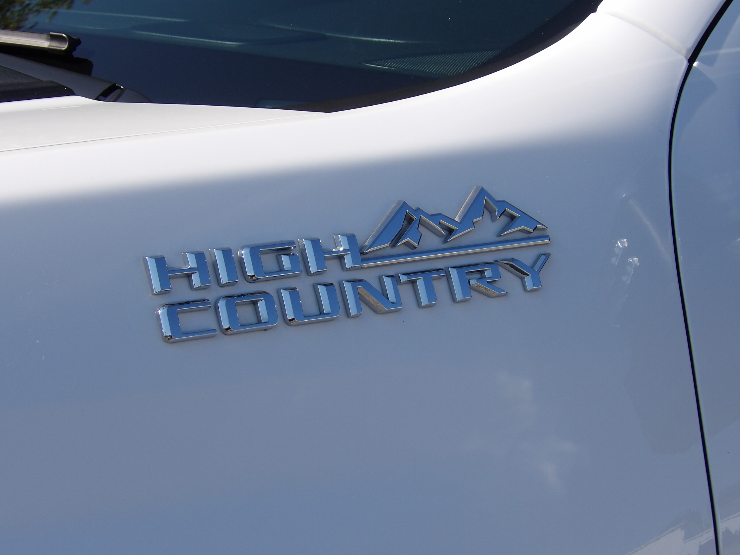 Used 2022 Chevrolet Silverado 2500 4x4 Crew Cab High Country image 13