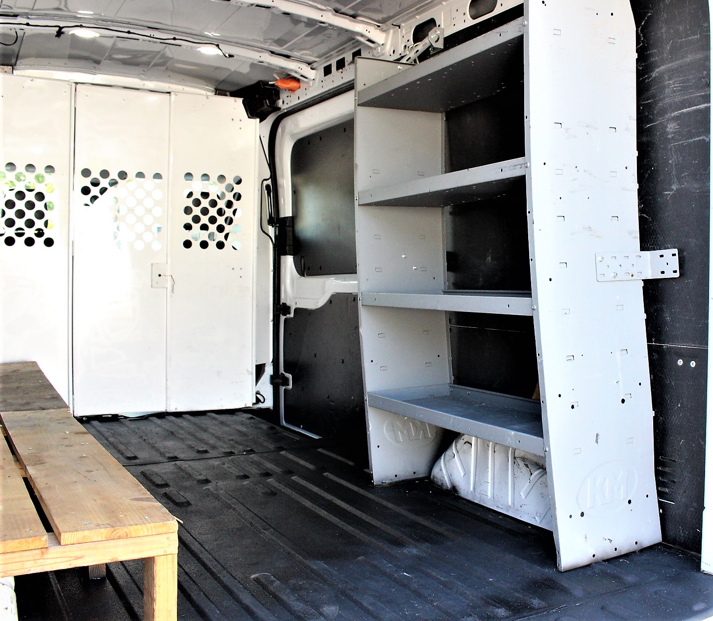 Used 2020 Ford Transit 250 Medium Roof RWD image 15