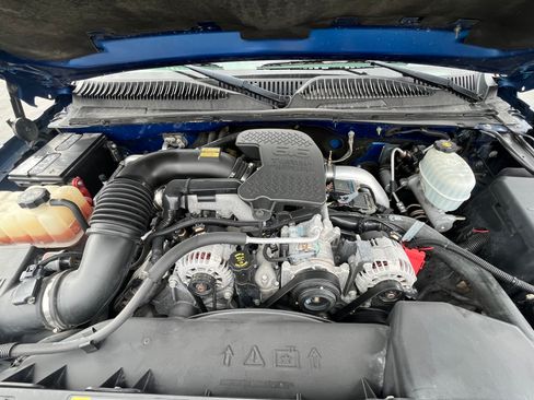 Used 2004 Chevrolet Silverado 3500 W/T image 17