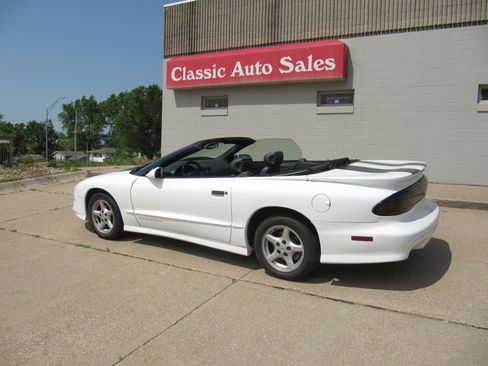 Used 1995 Pontiac Firebird Trans Am image 4