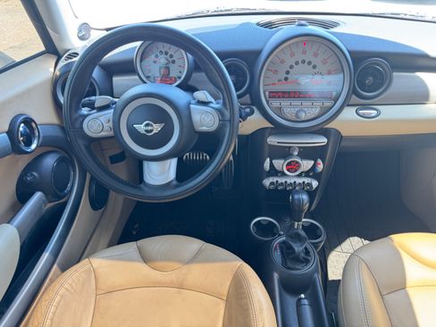 Used 2010 MINI Cooper S 2-Door Hardtop FWD image 22