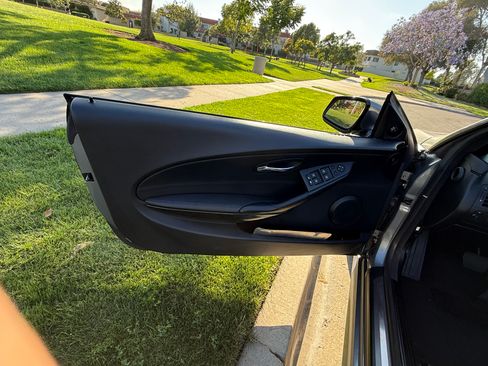 Used 2010 BMW 650i Convertible RWD image 16