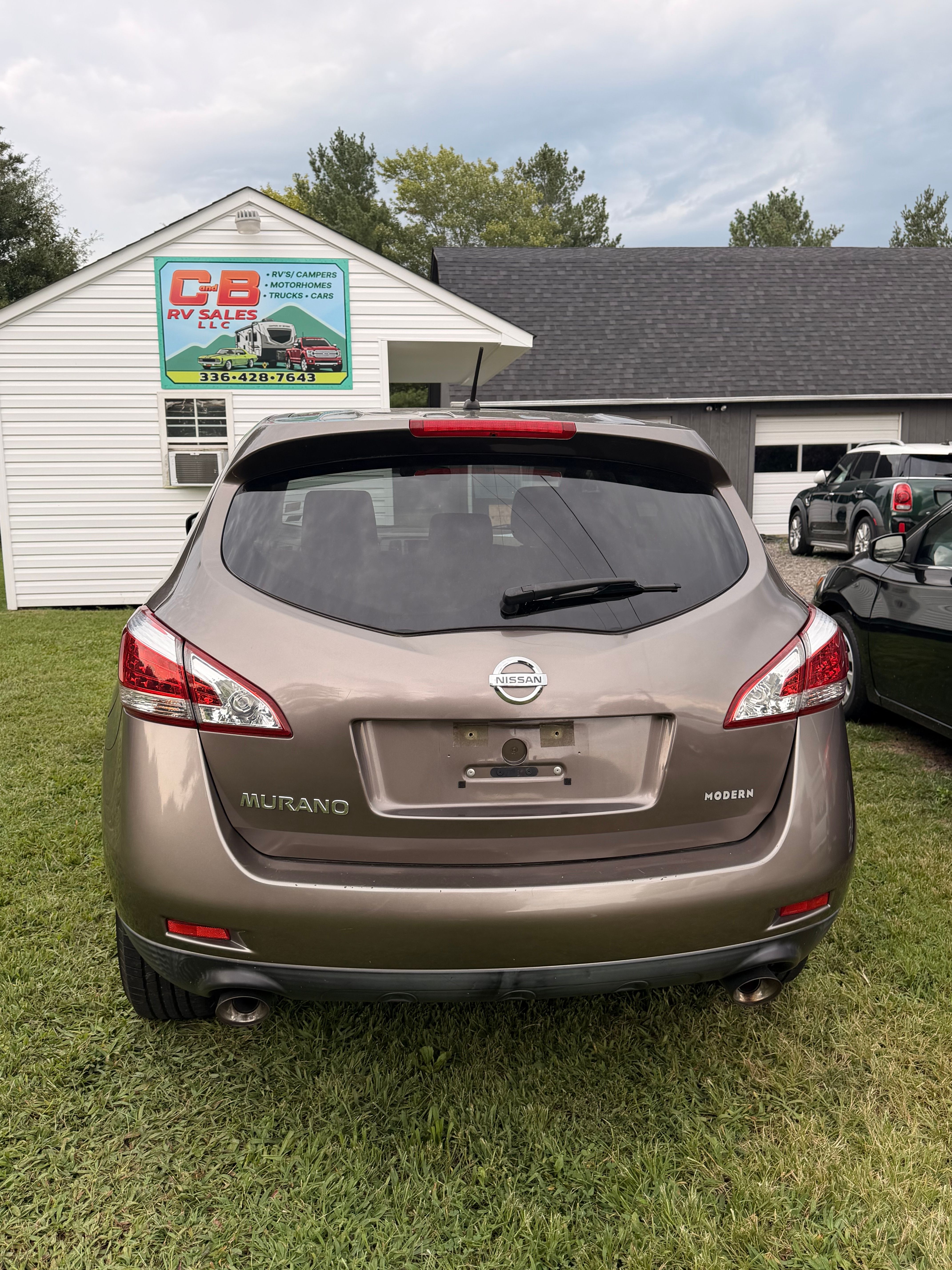 Used 2011 Nissan Murano 2WD image 2