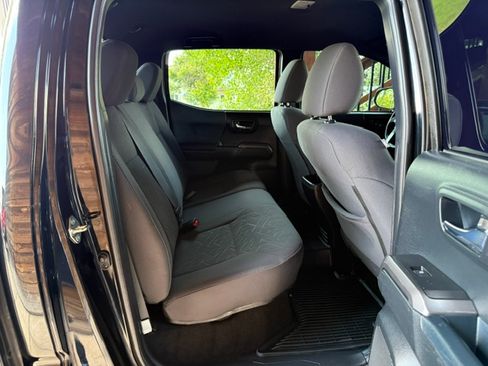 Used 2018 Toyota Tacoma 4x4 Double Cab image 20