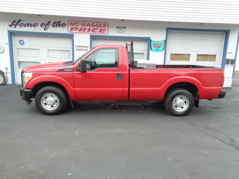 Used 2015 Ford F250 2WD Regular Cab Super Duty image 3