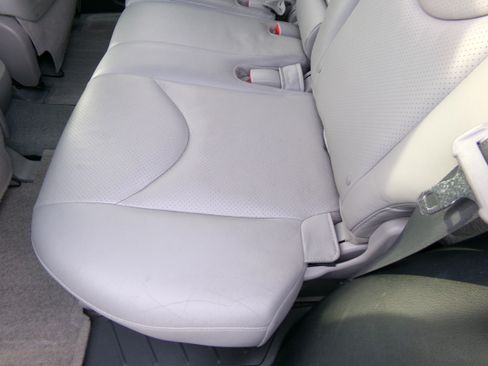 Used 2011 Toyota RAV4 Limited image 10