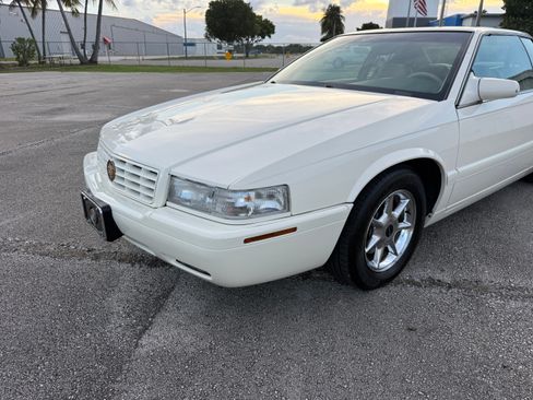 Used 2002 Cadillac Eldorado Collector's Edition FWD image 20