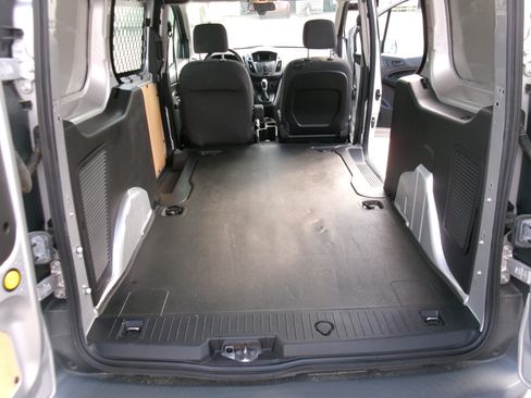 Used 2018 Ford Transit Connect XL image 8