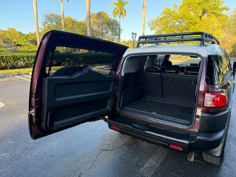 Used 2007 Toyota FJ Cruiser image 37