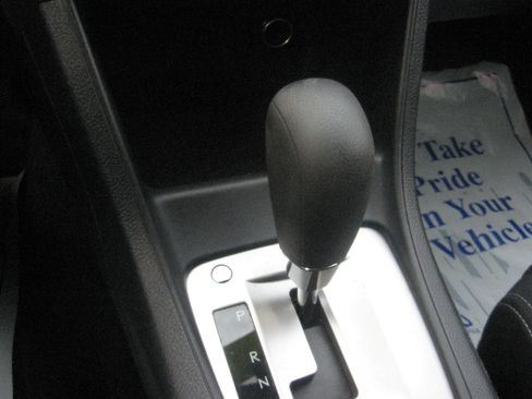 Used 2014 Subaru XV Crosstrek 2.0i Premium image 12