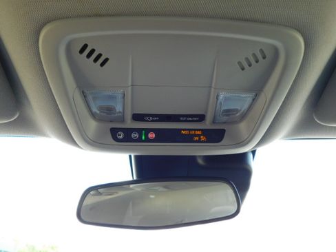 Used 2023 Chevrolet Malibu LT FWD image 19