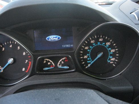Used 2014 Ford Escape SE image 10