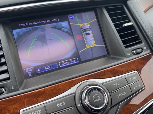 Used 2015 INFINITI QX80 Luxe image 19