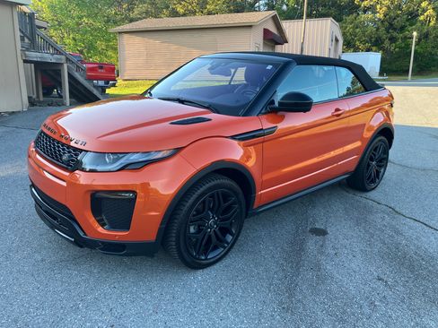 Used 2018 Land Rover Range Rover Evoque HSE Dynamic image 4