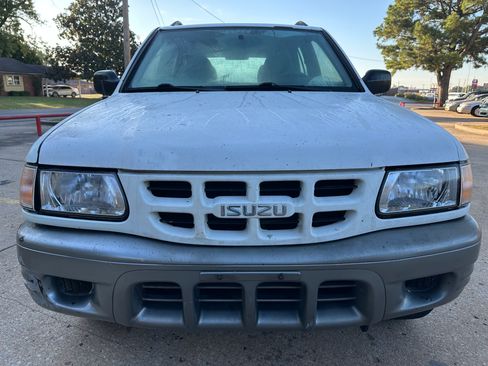 Used 2001 Isuzu Rodeo S image 5
