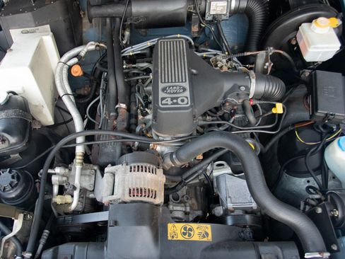 Used 1997 Land Rover Defender 90 image 20