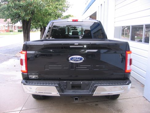 Used 2021 Ford F150 Lariat image 4