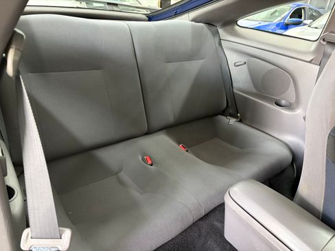 Used 2000 Toyota Celica GT FWD image 18