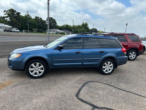 Used 2008 Subaru Outback 2.5i Wagon AWD/4WD image 3