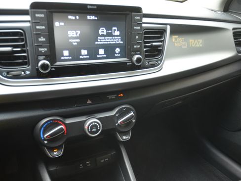 Used 2020 Kia Rio S Hatchback FWD image 16
