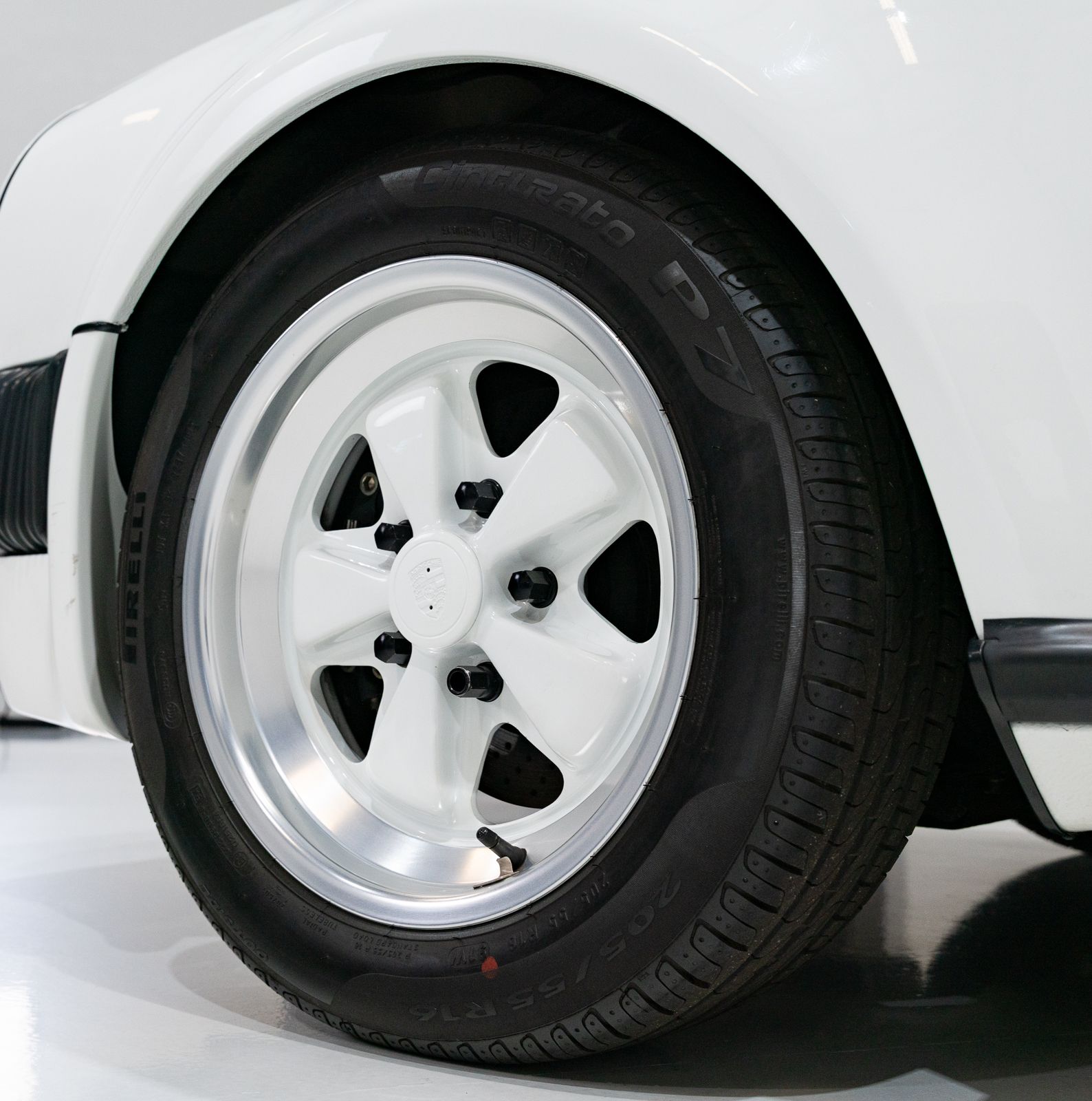 Used 1989 Porsche 911 Speedster RWD image 14