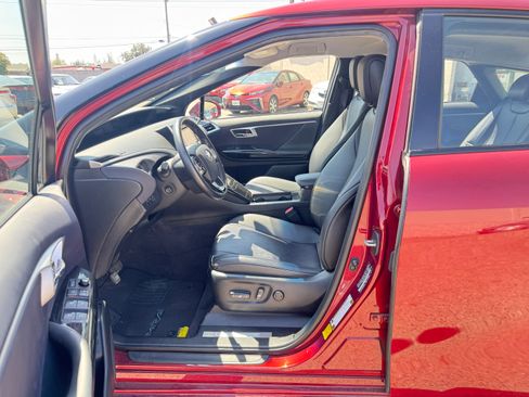 Used 2019 Toyota Mirai image 15