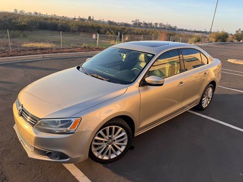 Used 2013 Volkswagen Jetta 2.5 image 1