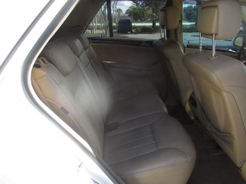 Used 2006 Mercedes-Benz ML 500 image 9
