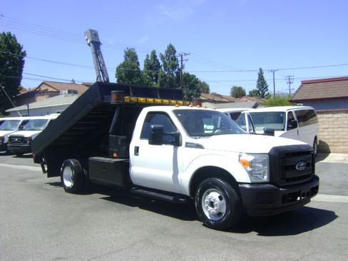 Used 2016 Ford F350 2WD Regular Cab DRW Super Duty image 10