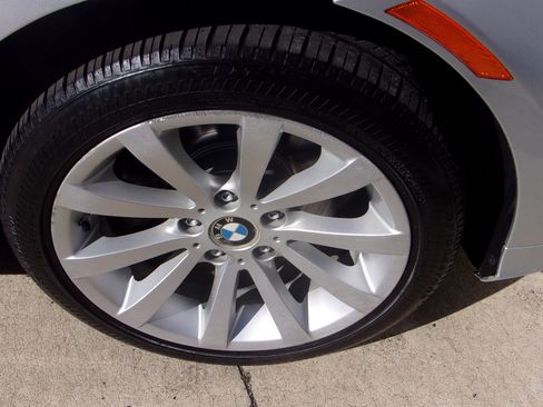 Used 2011 BMW 328i image 34