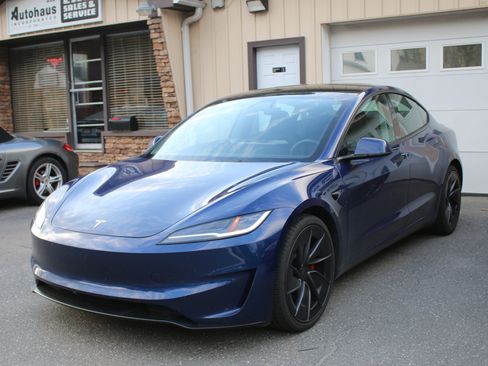 Used 2025 Tesla Model 3 Performance AWD/4WD image 1