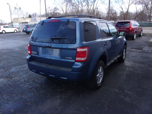 Used 2009 Ford Escape XLT image 4