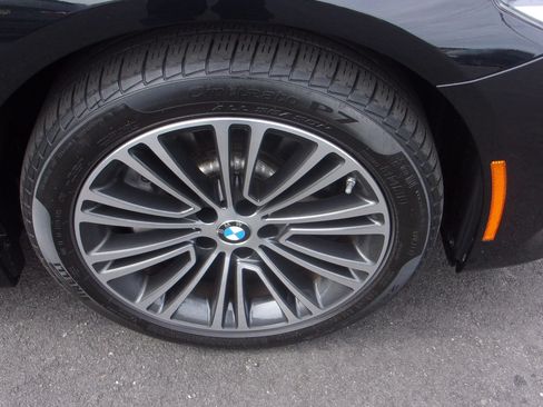 Used 2019 BMW 530i xDrive UNAVAIL AWD/4WD image 37