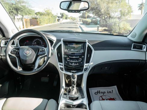 Used 2016 Cadillac SRX Luxury image 17