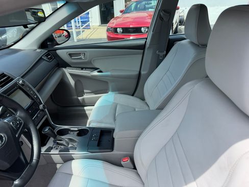 Used 2015 Toyota Camry XLE FWD image 5