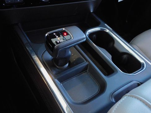 Used 2024 Chevrolet Silverado 1500 LT Trail Boss image 38