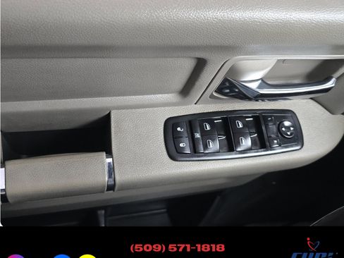 Used 2010 Dodge Ram 1500 Truck SLT image 13