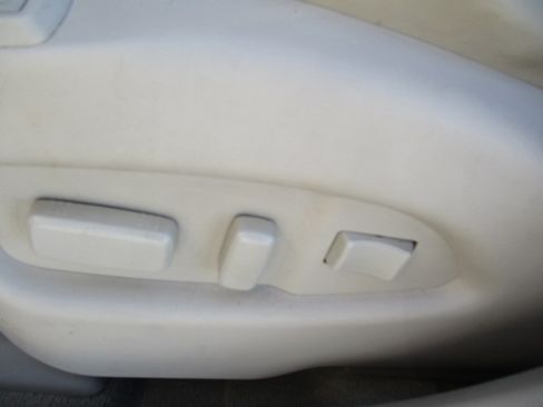 Used 2012 Cadillac SRX Luxury image 17