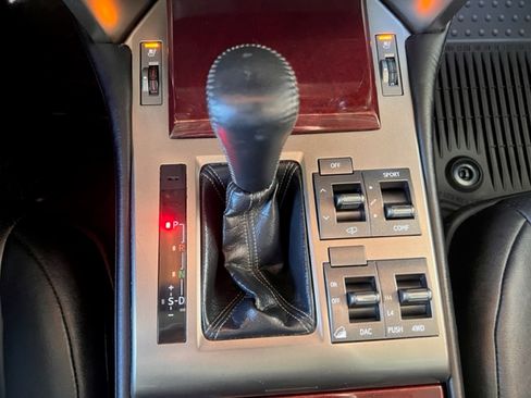 Used 2016 Lexus GX 460 Luxury image 13