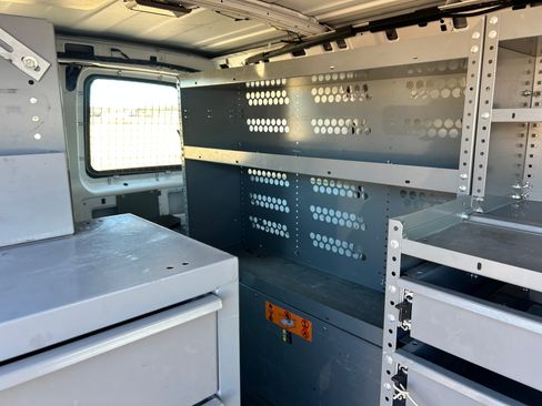 Used 2013 Chevrolet Express 2500 image 19