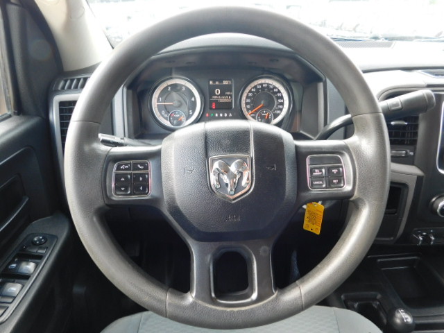 Used 2018 RAM 3500 4x4 Crew Cab ST image 12