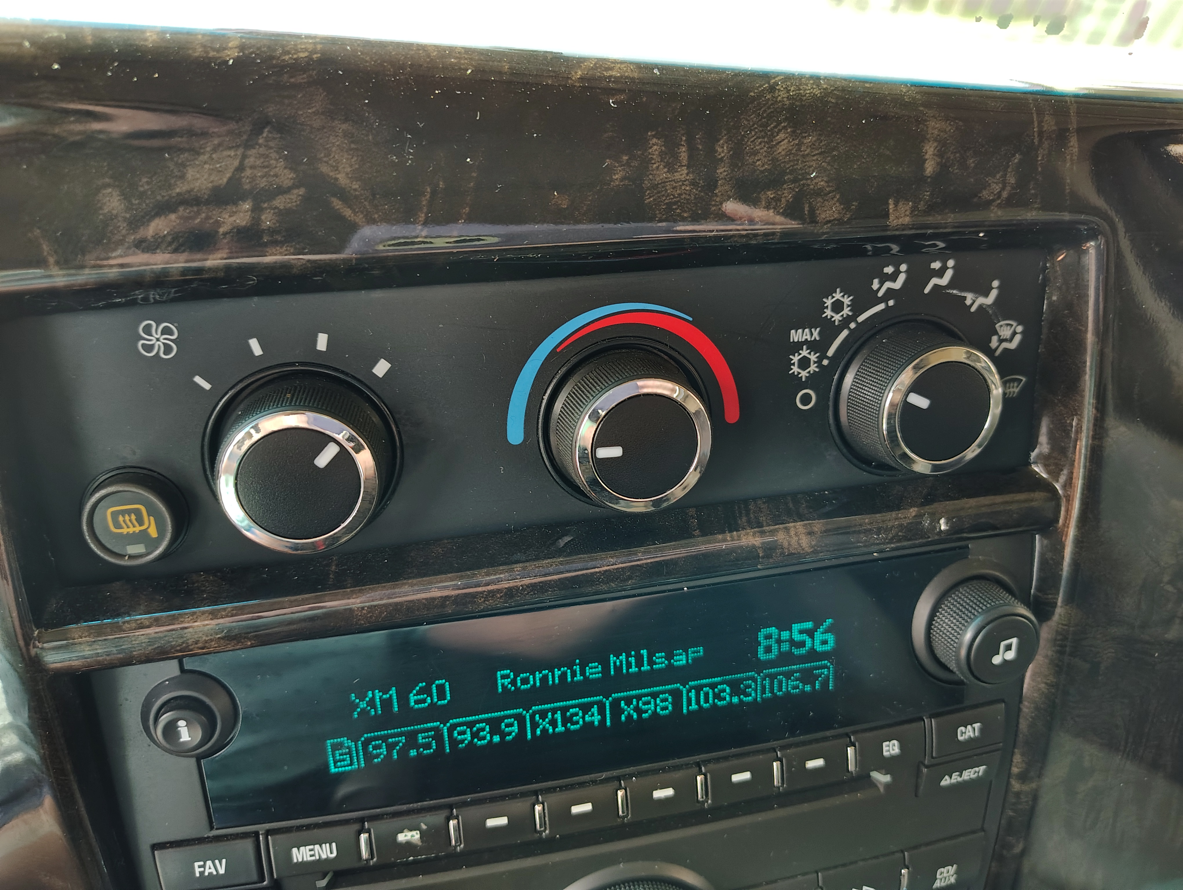 Used 2014 GMC Savana 1500 UNAVAIL RWD image 16